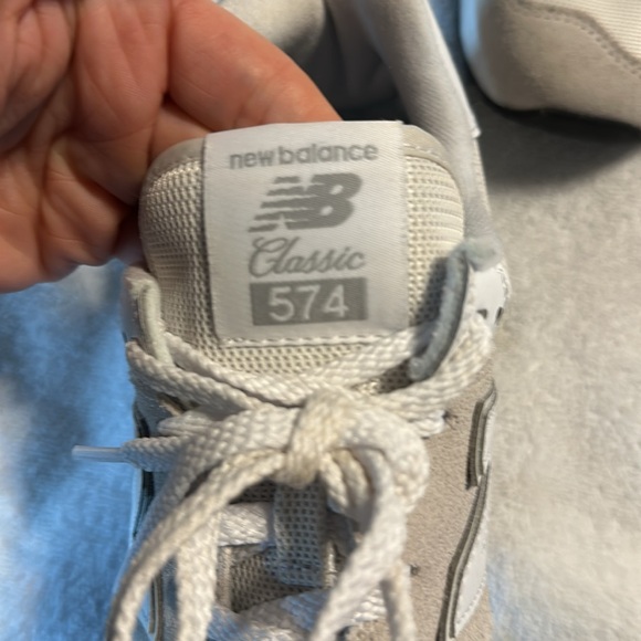 New Balance 574s. Women9.5 or men 8 - Picture 3 of 8